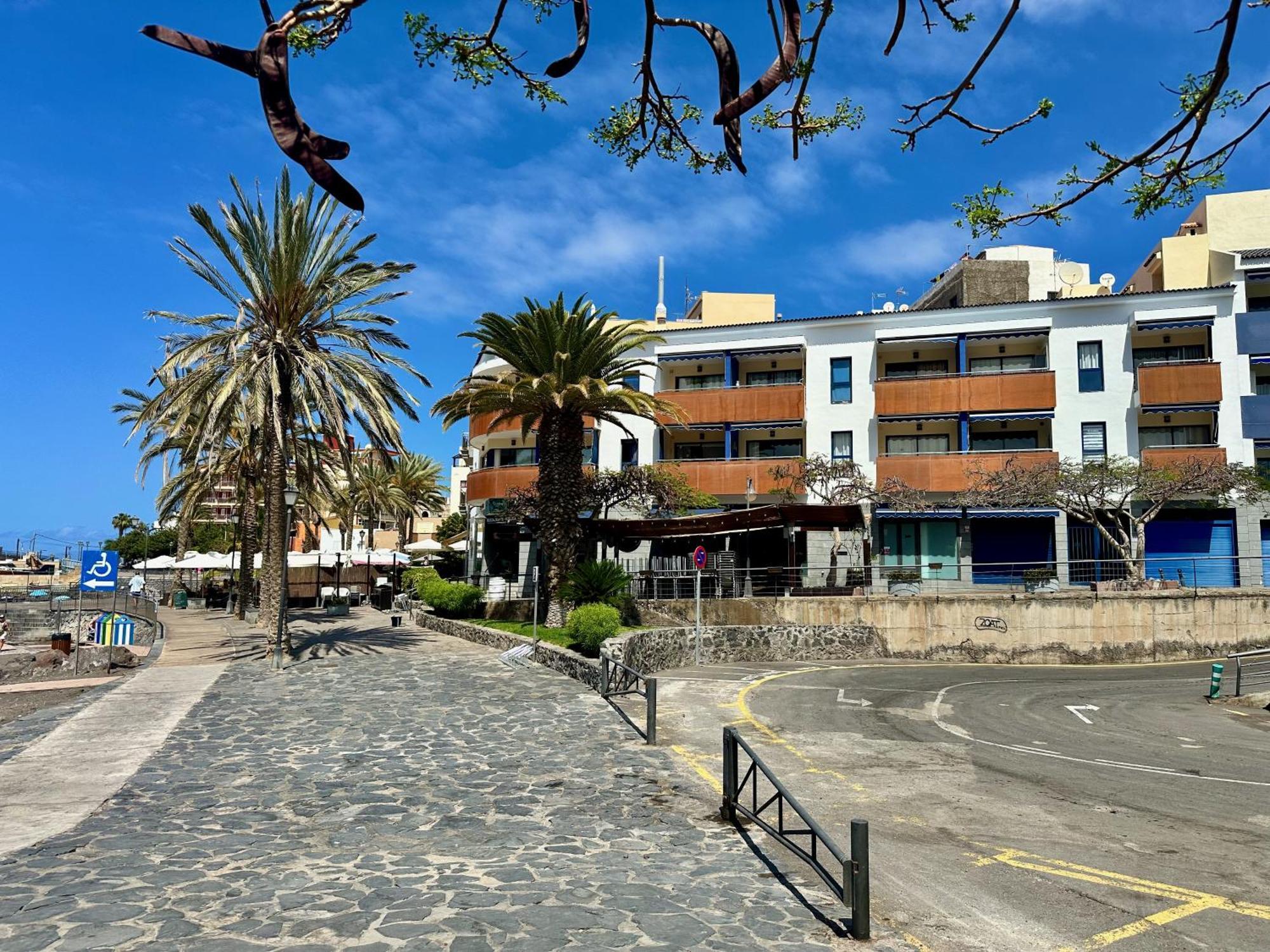 Pambnb - Chic Beachside Apartment Playa San Juan Exteriör bild