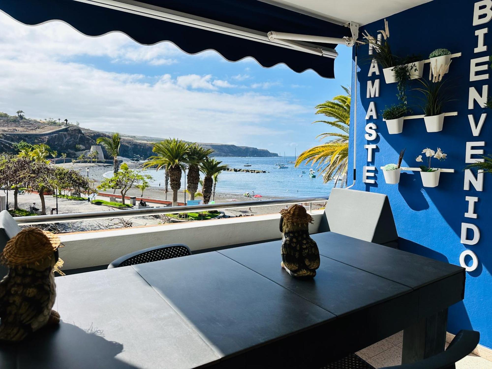 Pambnb - Chic Beachside Apartment Playa San Juan Exteriör bild